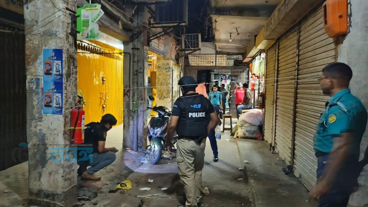 বোমা ভেবে আতঙ্ক, পুলিশ গিয়ে পেল মিউজিক ডিভাইস
