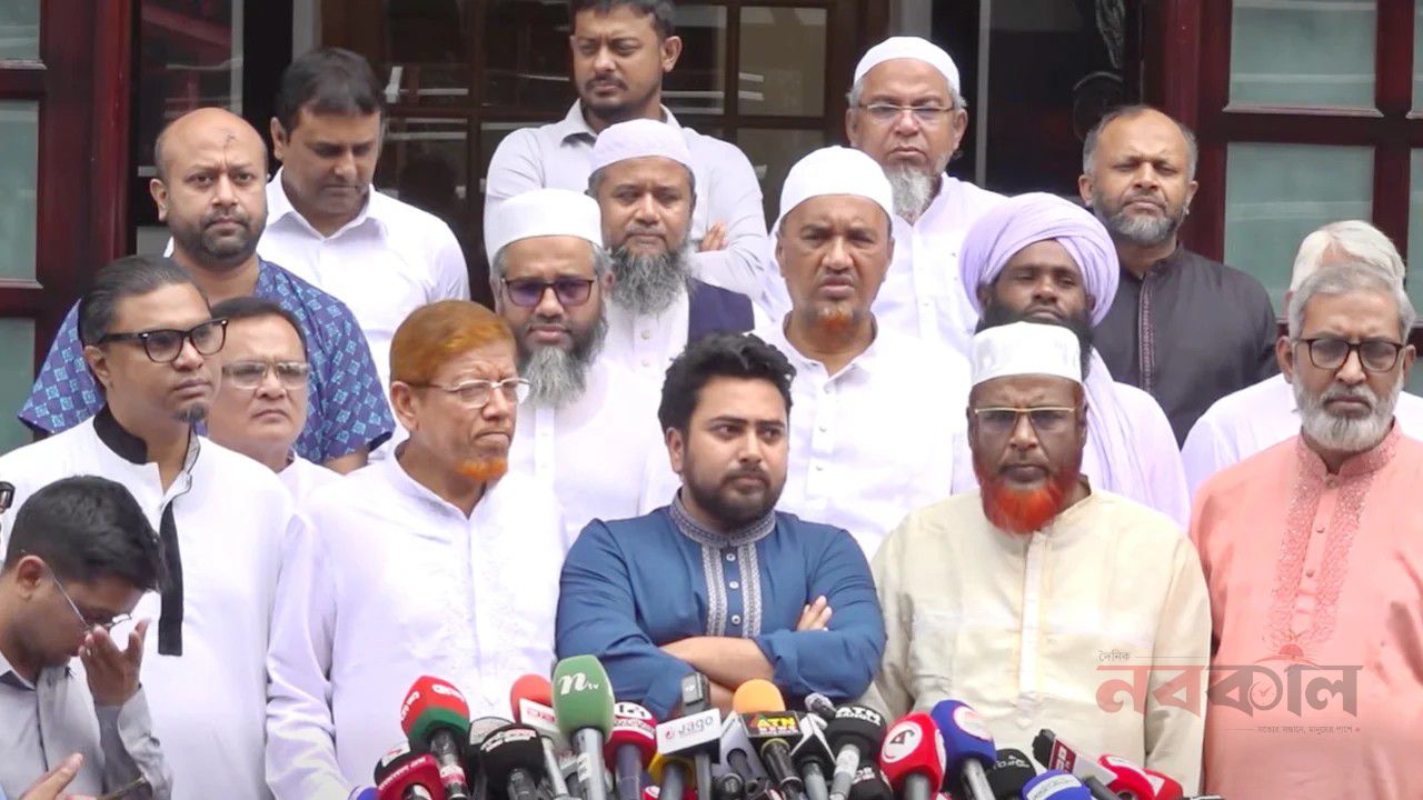 দেশে রাজনৈতিক ও সাংবিধানিক সংকট তৈরি হয়েছে: নাহিদ ইসলাম