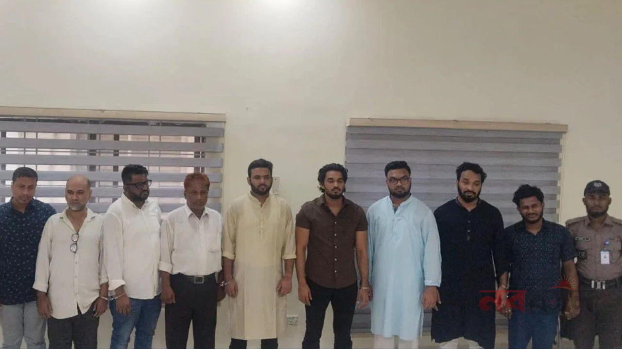 চট্টগ্রামে আওয়ামী লীগের &lsquo;মিটিং&rsquo; থেকে সাংবাদিকসহ গ্রেপ্তার ১৫