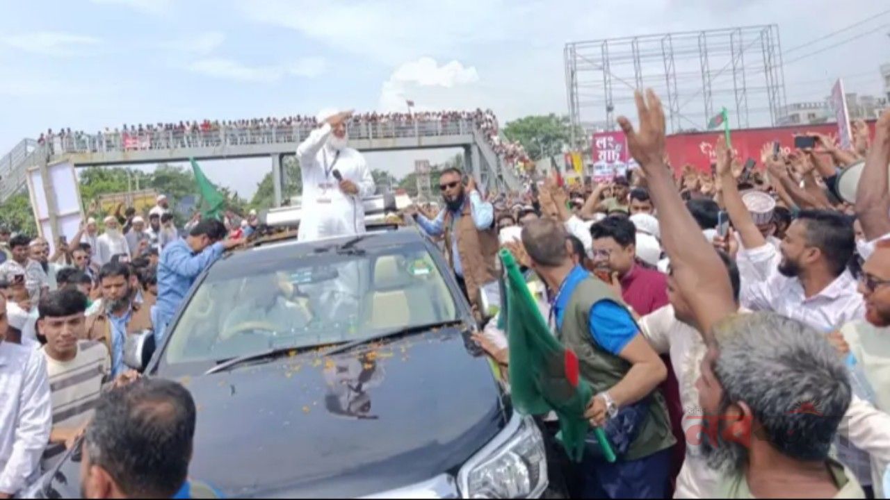 জনগণের অধিকার নিয়ে ছিনিমিনি খেললে কাউকে ছাড় নয়: শফিকুর রহমান