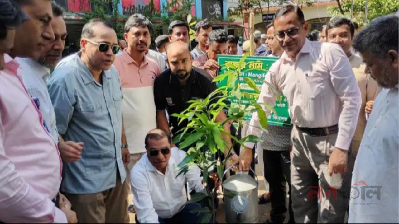 পটিয়ায় ‘ওয়ান চাইল্ড ওয়ান ট্রি’ কার্যক্রমের উদ্বোধন