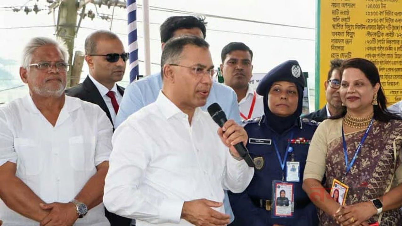 ঢাকা ডিসি ফরিদা খানমের প্রশংসায় প্রধানমন্ত্রী